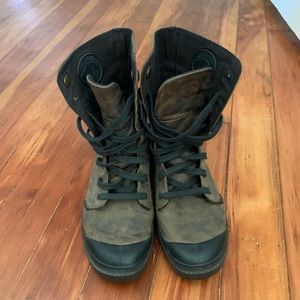 Palladium boots baggy leather